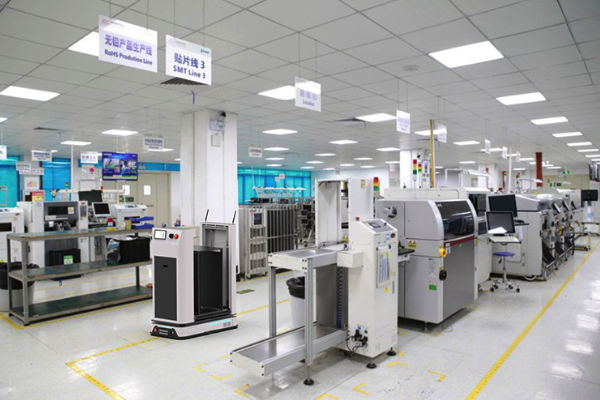SMT station load/unload - Aicon Robot